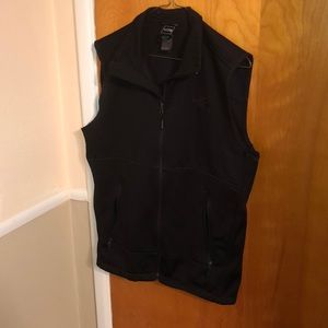 Black north face vest